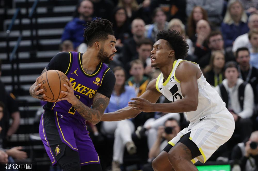 游客纷纷为 游客纷纷为