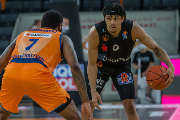 场简单的庆 场简单的庆