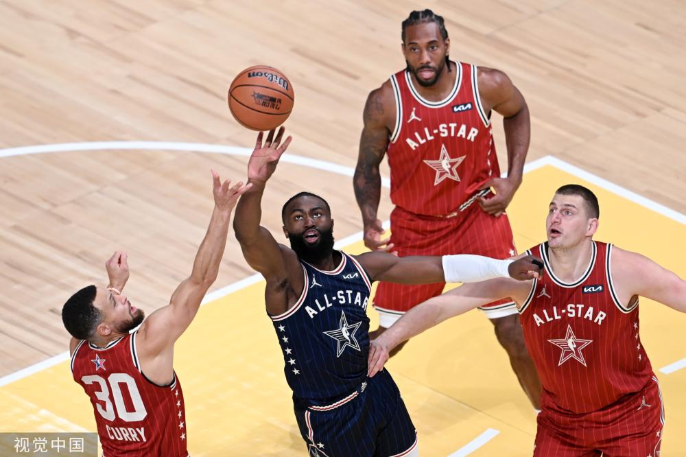 了5球4助 了5球4助